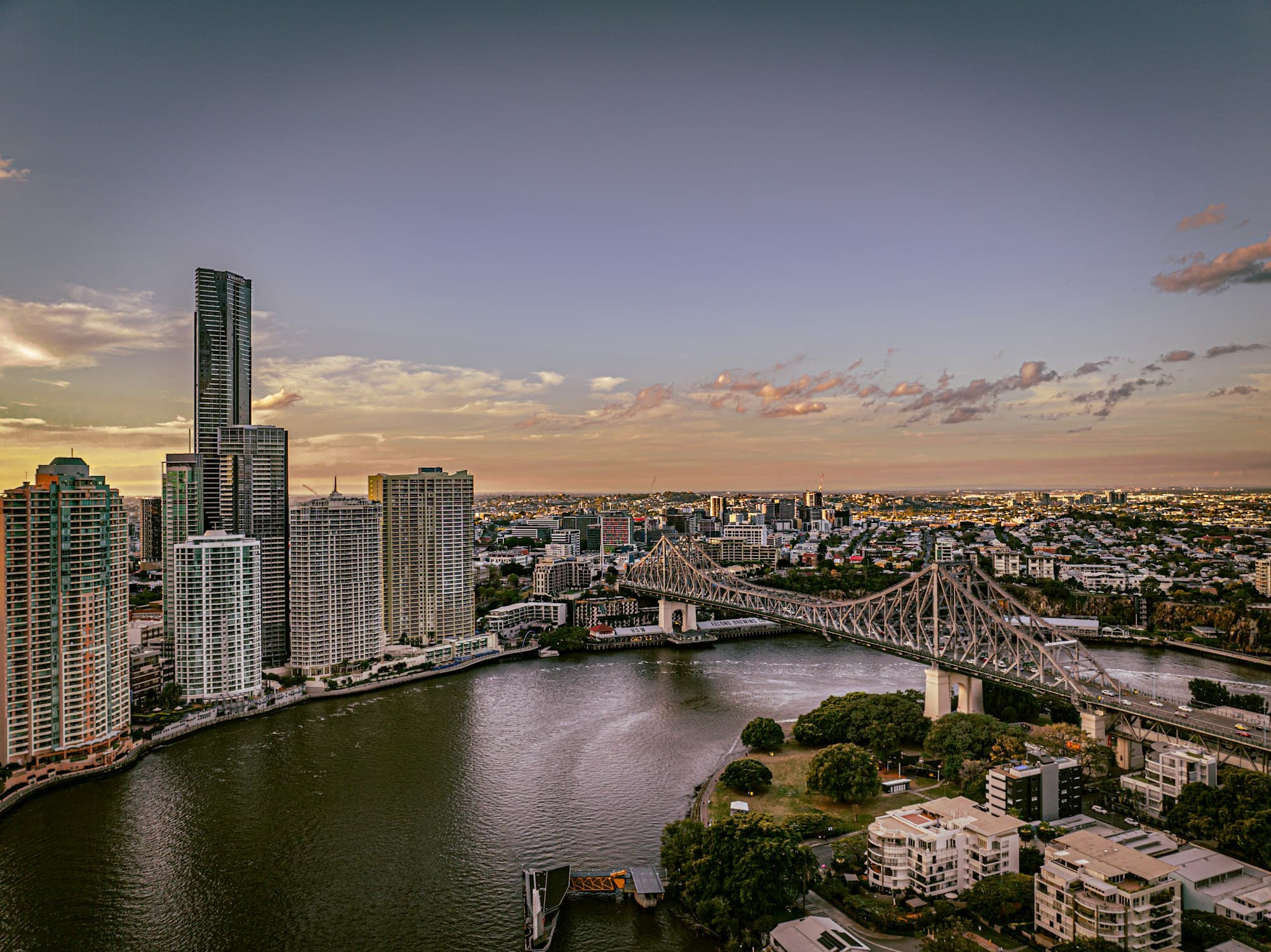 Brisbane city skyline and the Brisbane River